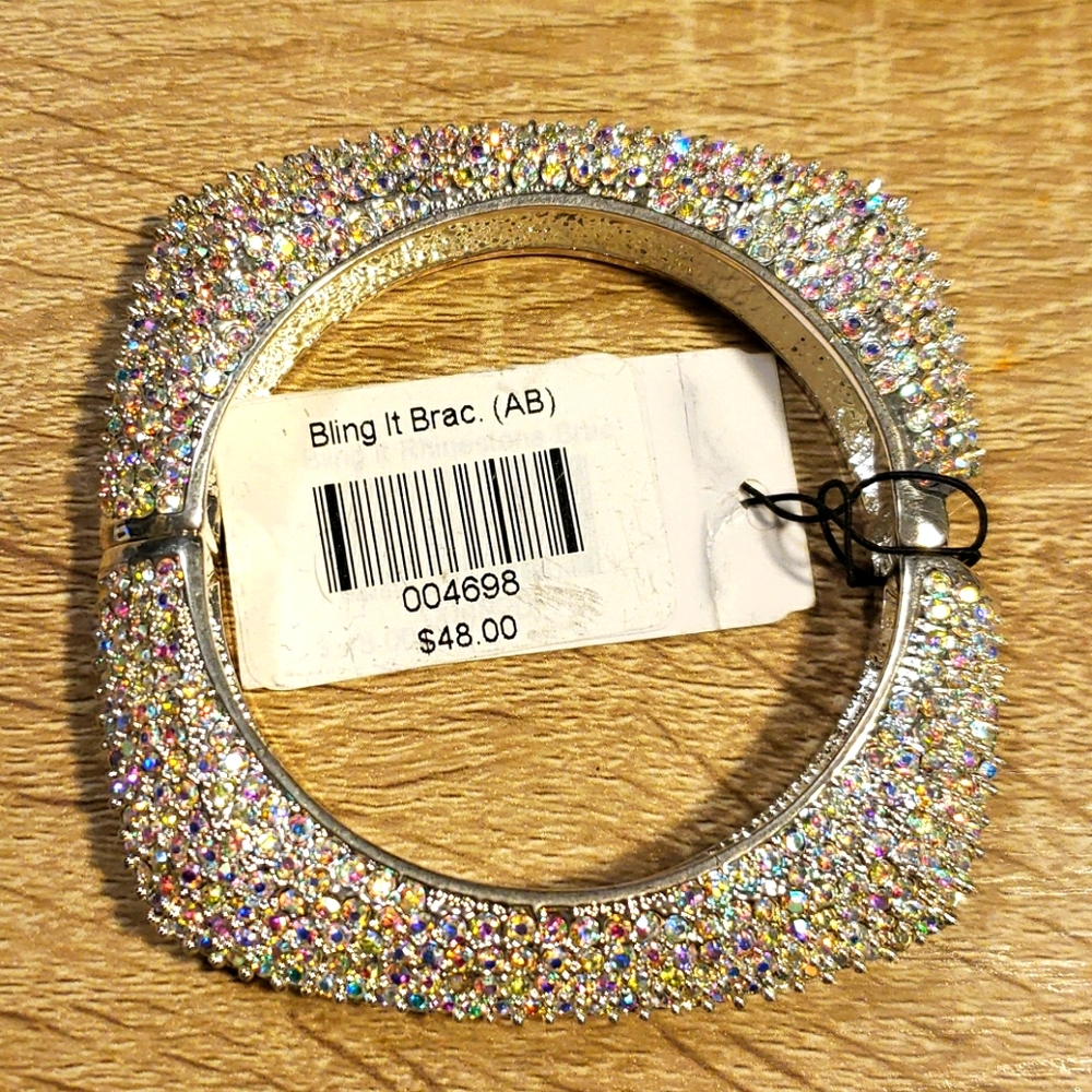 Traci Lynn Bling It Bracelet